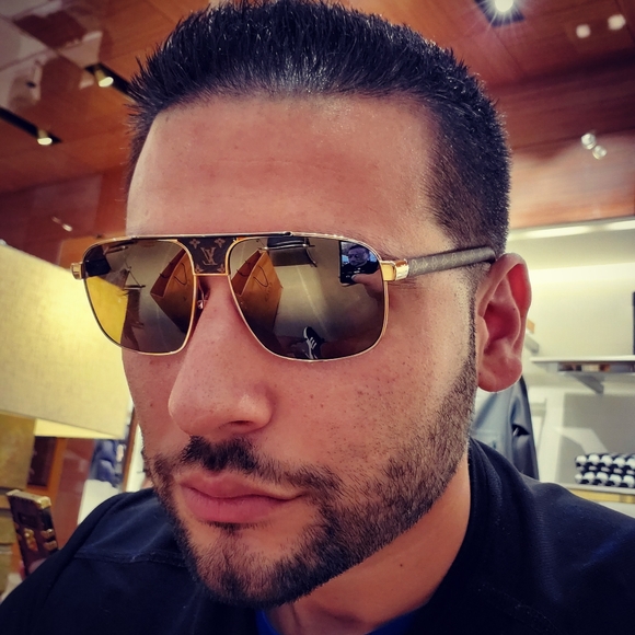 Meet your Posher, Rigel - Picture 4 of 8